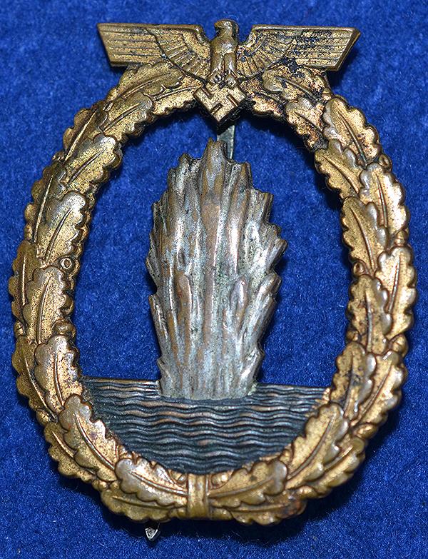 THIRD REICH NAVAL MINSWEEPERS BADGE BY SCHWERIN.