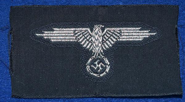 WAFFEN SS CAP EAGLE.