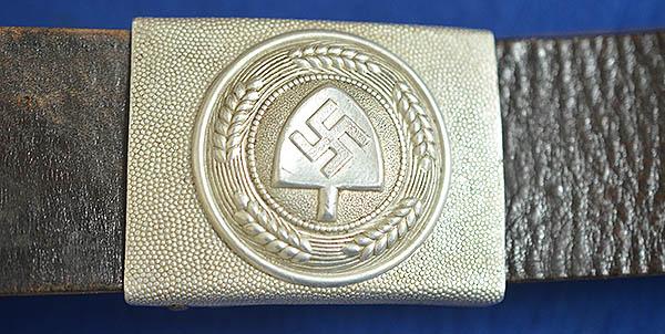 RAD BELT AND BUCKLE.