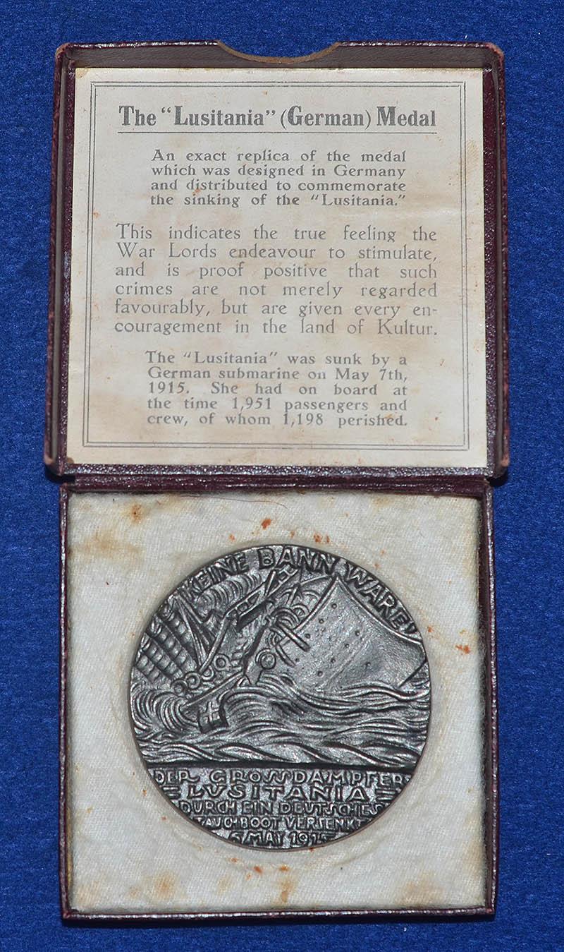 BRITISH WW1 LUSITANIA PLAQUE WITH ORIGINAL ISSUE BOX.