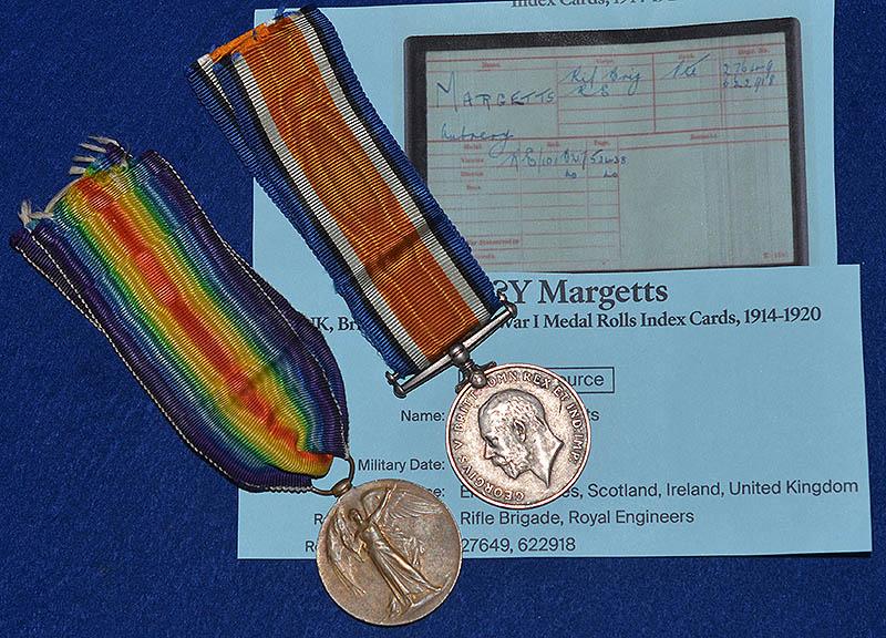 PAIR OF WW1 BRITISH MEDALS, RIFLE BRIGADE.