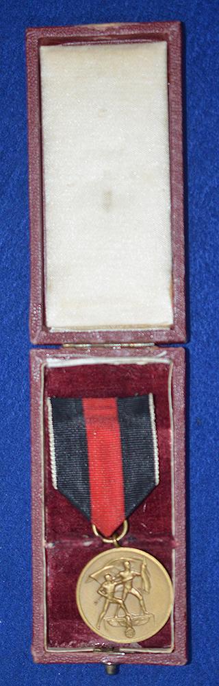 CASED 1938 CZECH OCUPATION MEDAL.
