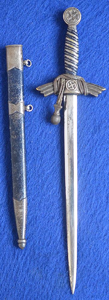 MINIATURE 1ST MODEL LUFTWAFFE DAGGER WITH KNOT.