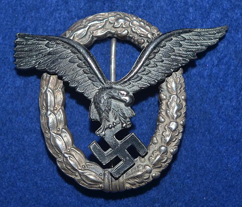 THIRD REICH LUFTWAFFE PILOTS BADGE.