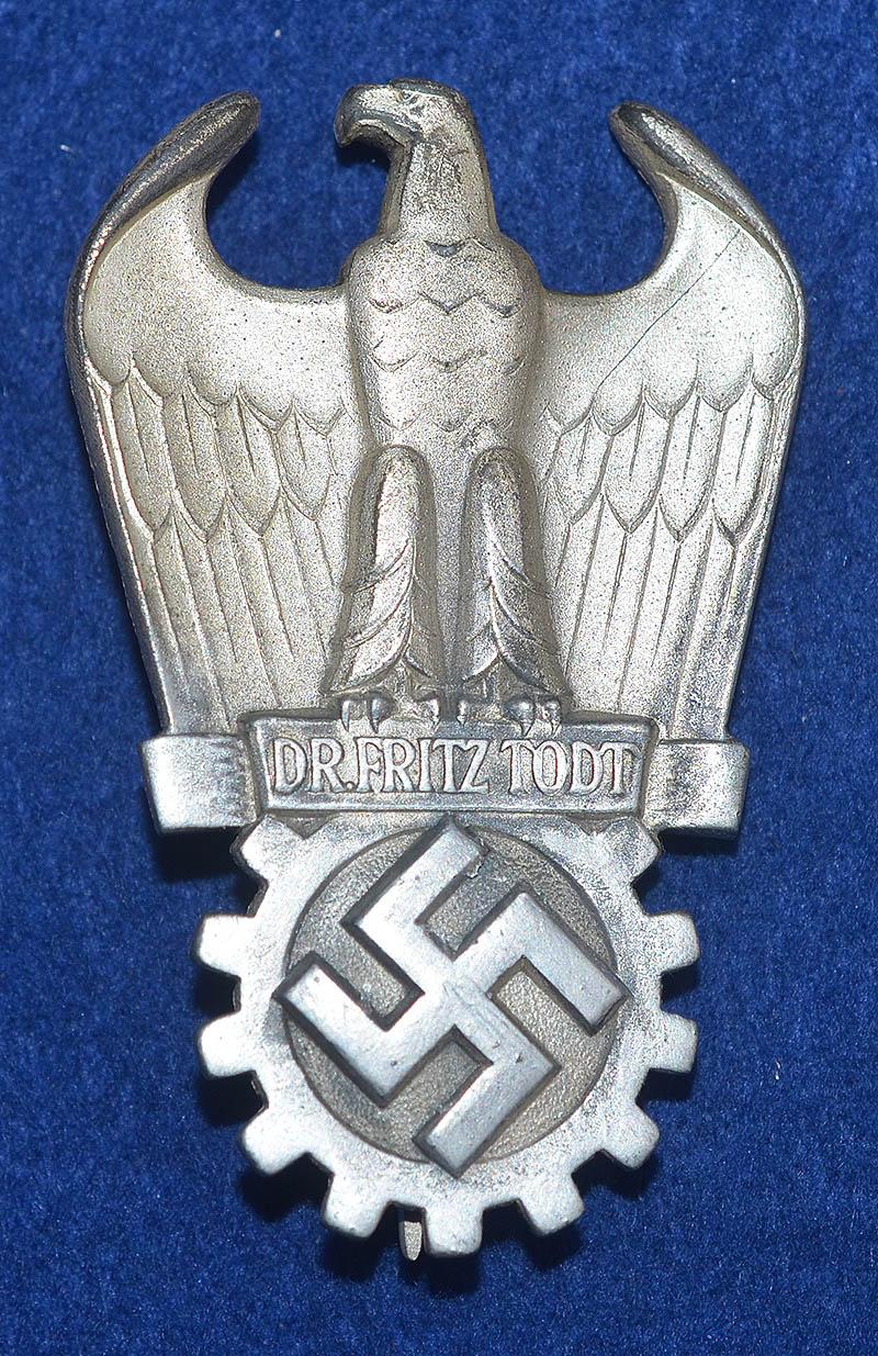DR FRITZ TODT BADGE IN SILVER.