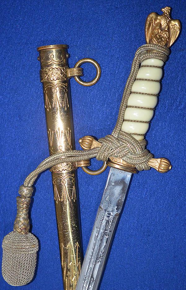 THIRD REICH NAVAL DAGGER BY EICKHORN COMPLETE WITH GOLD KNOT.