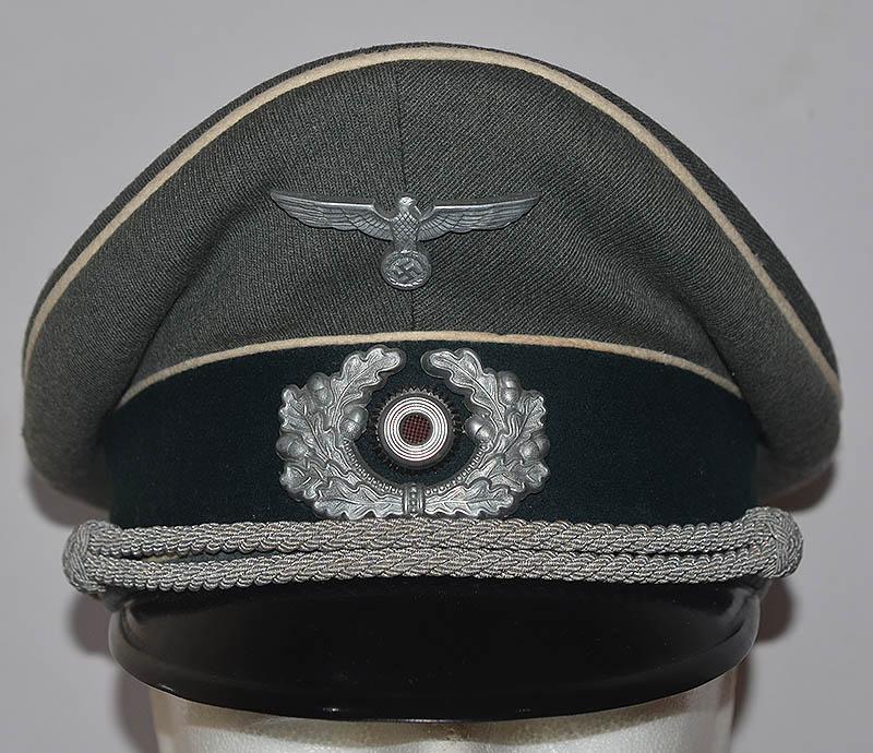 GERMAN ARMY INFANTRY OFFICERS PEAK CAP BY EREL.