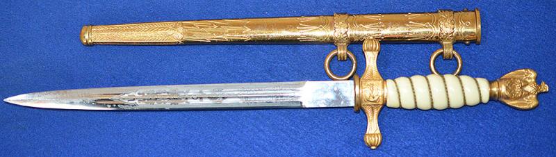 THIRD REICH NAVAL OFFICERS DAGGER 1938 MODEL.
