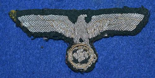 THIRD REICH ARMY OFFICERS TUNIC EAGLE.