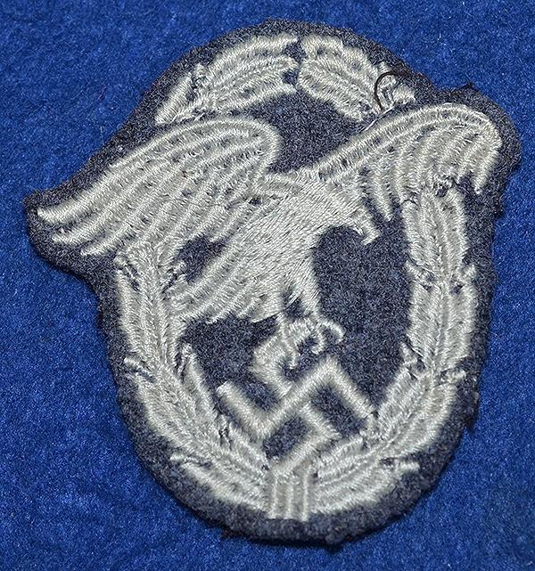 LUFTWAFFE OBSERVERS BADGE IN CLOTH.