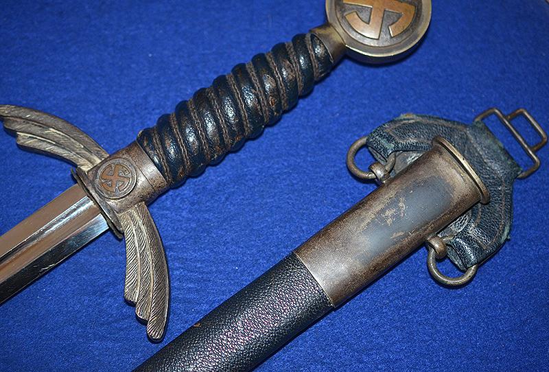 LUFTWAFFE OFFICERS SWORD BY HELBIG COMPLETE WITH HANGER.