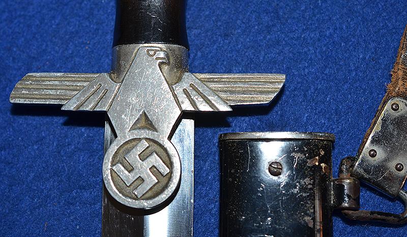 RLB 1ST PATTERN MANS DAGGER.