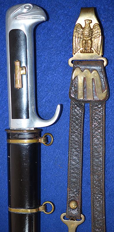 ITALIAN FASCIST MVSN LEADERS DAGGER 1939 MODEL WITH LEATHER STRAPS.