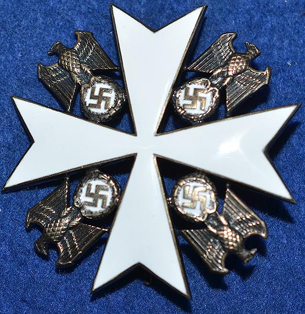 THIRD REICH CASED EAGLE ORDER 2ND CLASS WITH OUT SWORDS BY GODET.