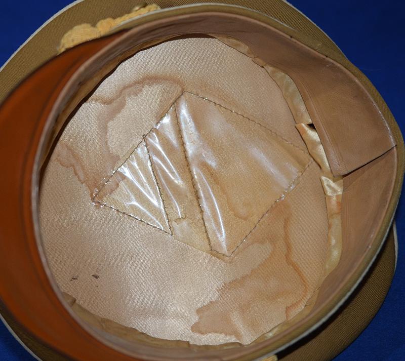 POLITICAL LEADERS KREISLEITERS PEAK CAP.