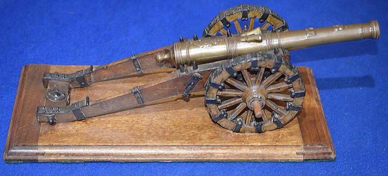 LARGE VICTORIAN MODEL OF A CANNON.