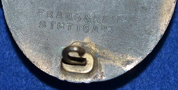 GERMAN WW2 TANK BATTLE BADGE.