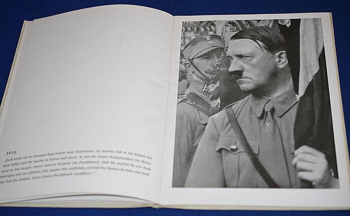ADOLF HITLER OFFICIAL PICTURE BOOK, AH DAS ANTLITZ DES FUHRERS.