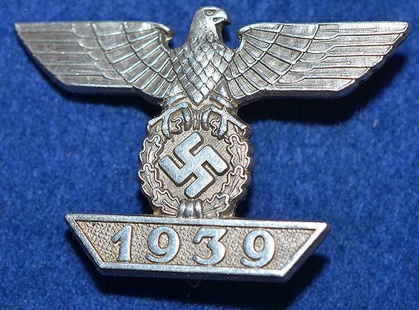 THIRD REICH BAR TO THE IRON CROSS 1ST CLASS.