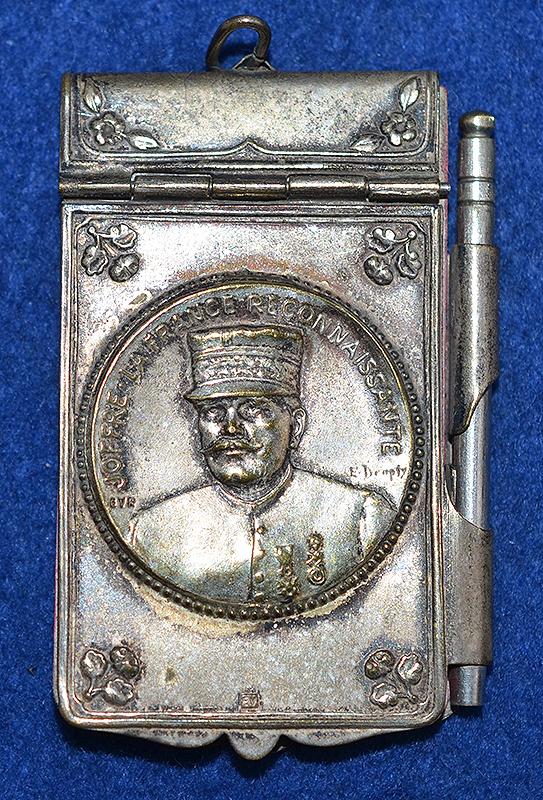 WWI FRENCH COMEMORATIVE NOTE BOOK.