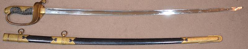 JAPANEASE WW2 NAVAL OFFICERS DRESS SWORD.