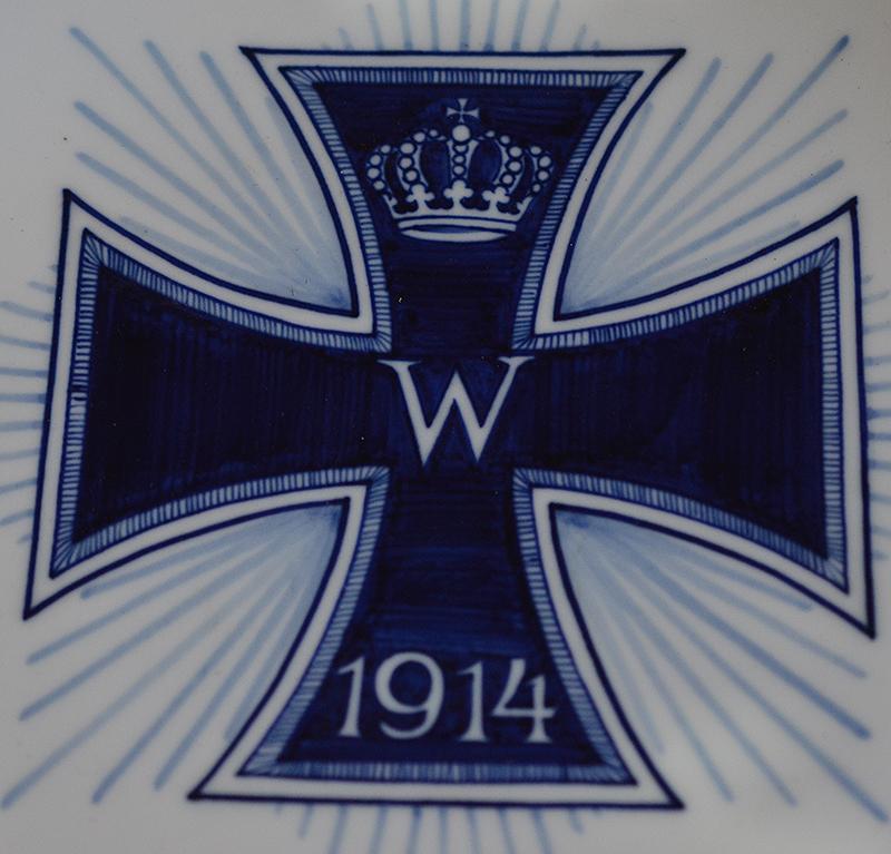 WW1 MEISSEN CERAMIC IRON CROSS PLATE.
