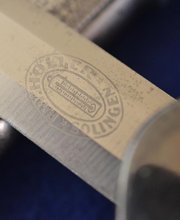 THIRD REICH ARMY OFFICERS DAGGER BY HOLLER COMPLETE WITH STRAPS AND KNOT.