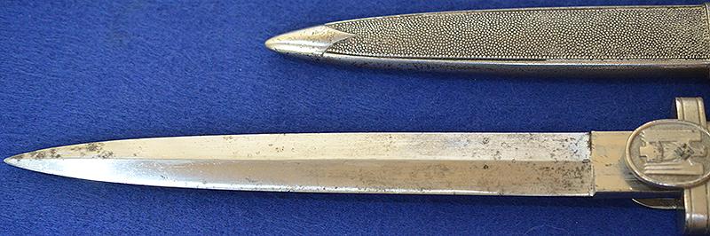 RED CROSS LEADERS DAGGER.