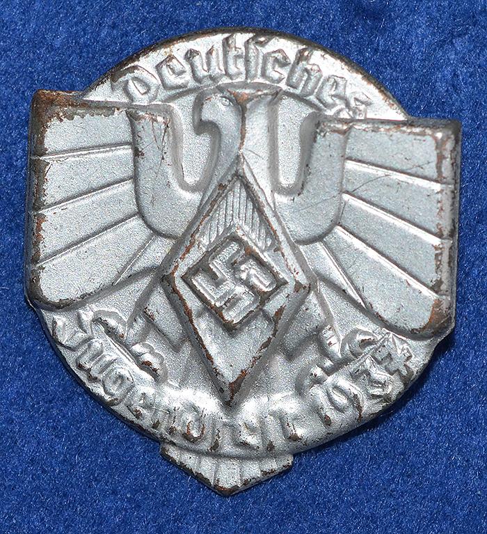 DEUTSECHES JUNGEND FEST 1937 BADGE IN SILVER.