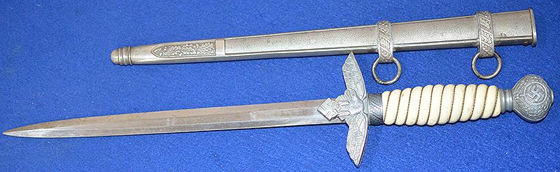 LUFTWAFFE 2ND MODEL OFFICERS DAGGER.