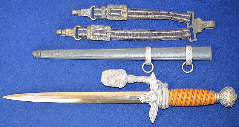 LUFTWAFE 1937 MOODEL OFFICERS DAGGER BY SMF COMPLETE WITH KNOT AND HANGERS.
