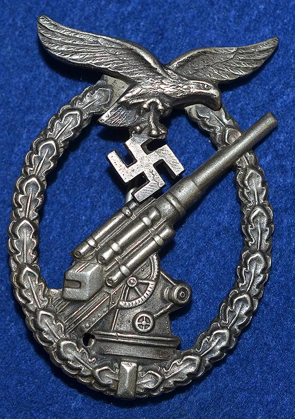 LUFTWAFFE FLAK BADGE BY JUNCKER.
