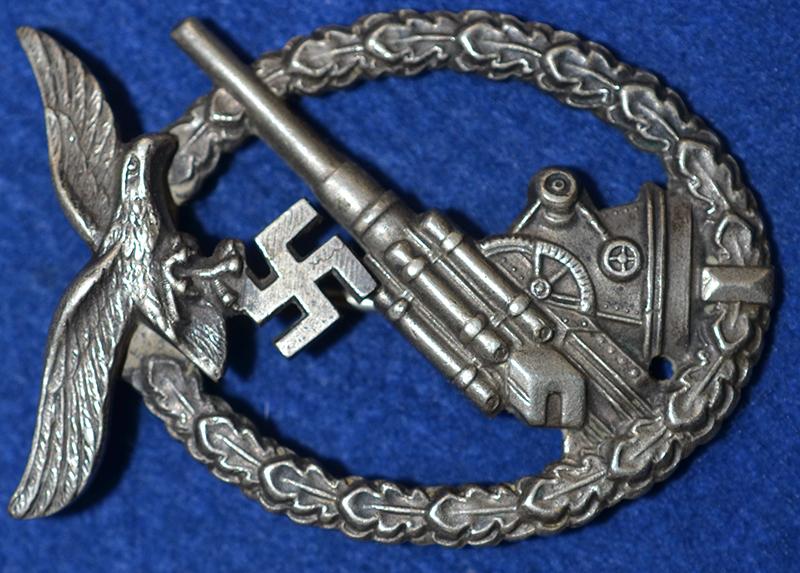 LUFTWAFFE FLAK BADGE BY JUNCKER.