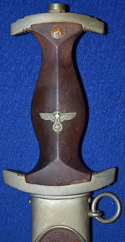 SA DAGGER 1933 MODEL BY BECKER (THE CHEF).