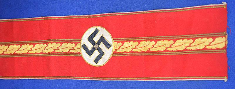 POLITICAL LEADERS ARM BAND FOR KREISLEITER.