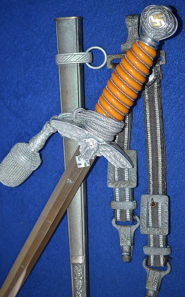 LUFTWAFFE 2ND MODEL DAGGER BY SMF, COMPLETE WITH DELUXE STRAPS AND SILVER KNOT, NEAR MINT.
