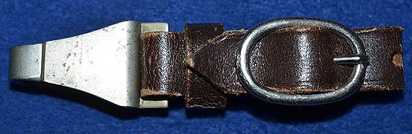 SA DAGGER STRAP FOR THE 33 MODEL DAGGER.
