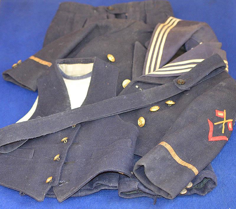 GERMAN 1930's CHILDS NAVAL UNIFORM WITH PHOTOGRAPH OF THE BOY WEARING THIS ACTUAL UNIFORM.