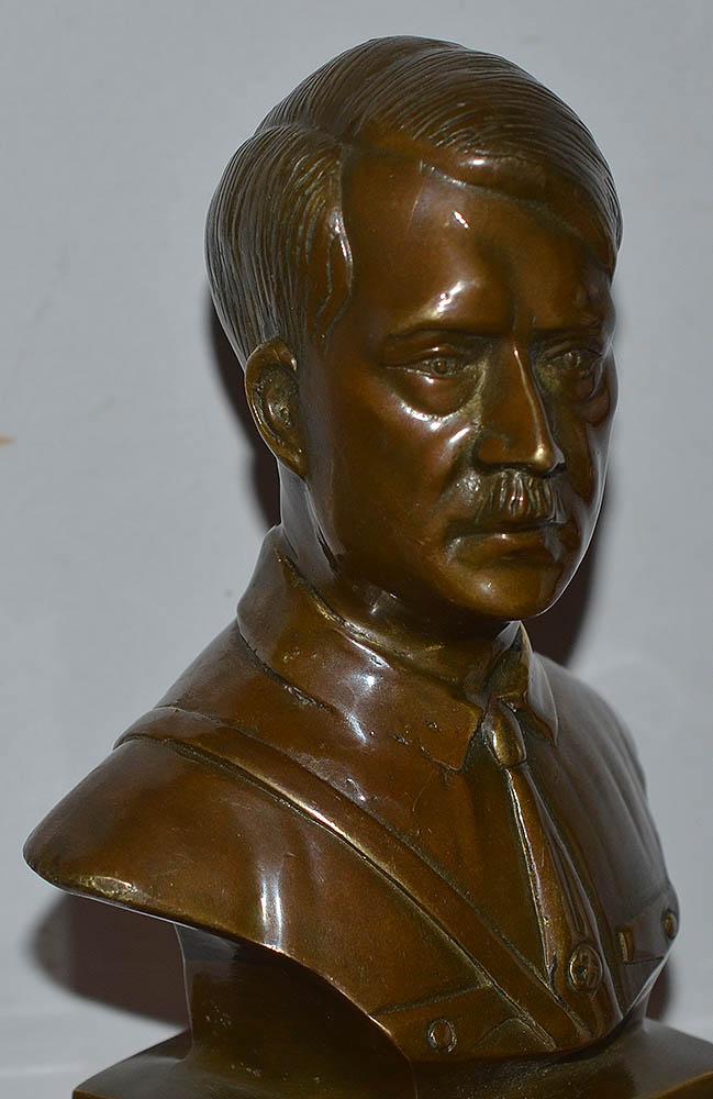 BRONZE BUST OF THE FUHRER ADOLF HITLER.