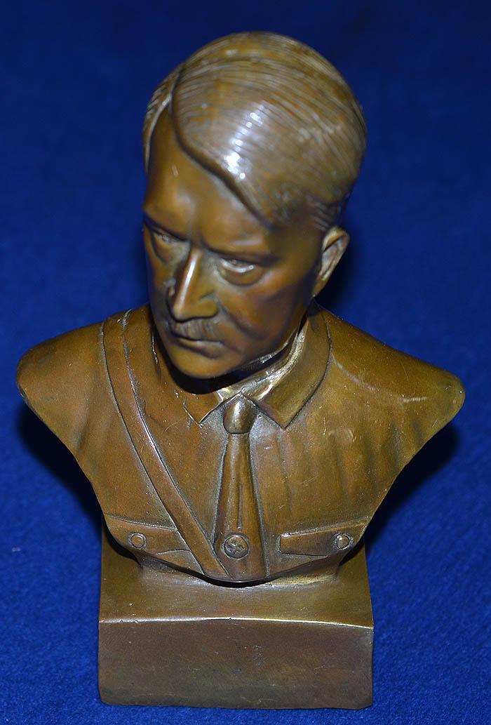 BRONZE BUST OF THE FUHRER ADOLF HITLER.