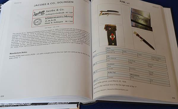 REFERENCE BOOKS, THE COLLECTORS GUIDE TO HITLER YOUTH KNIIVES.