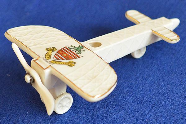 BRITISH WW1 CRESTED CHINA  AIROPLANE.