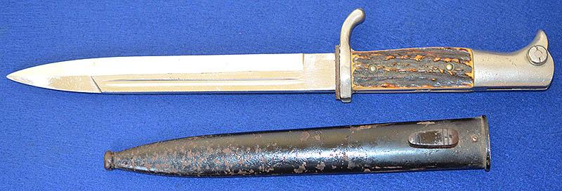 ARMY NCO SHORT MODEL PARADE BAYONET WITH STAGHORN GRIP .