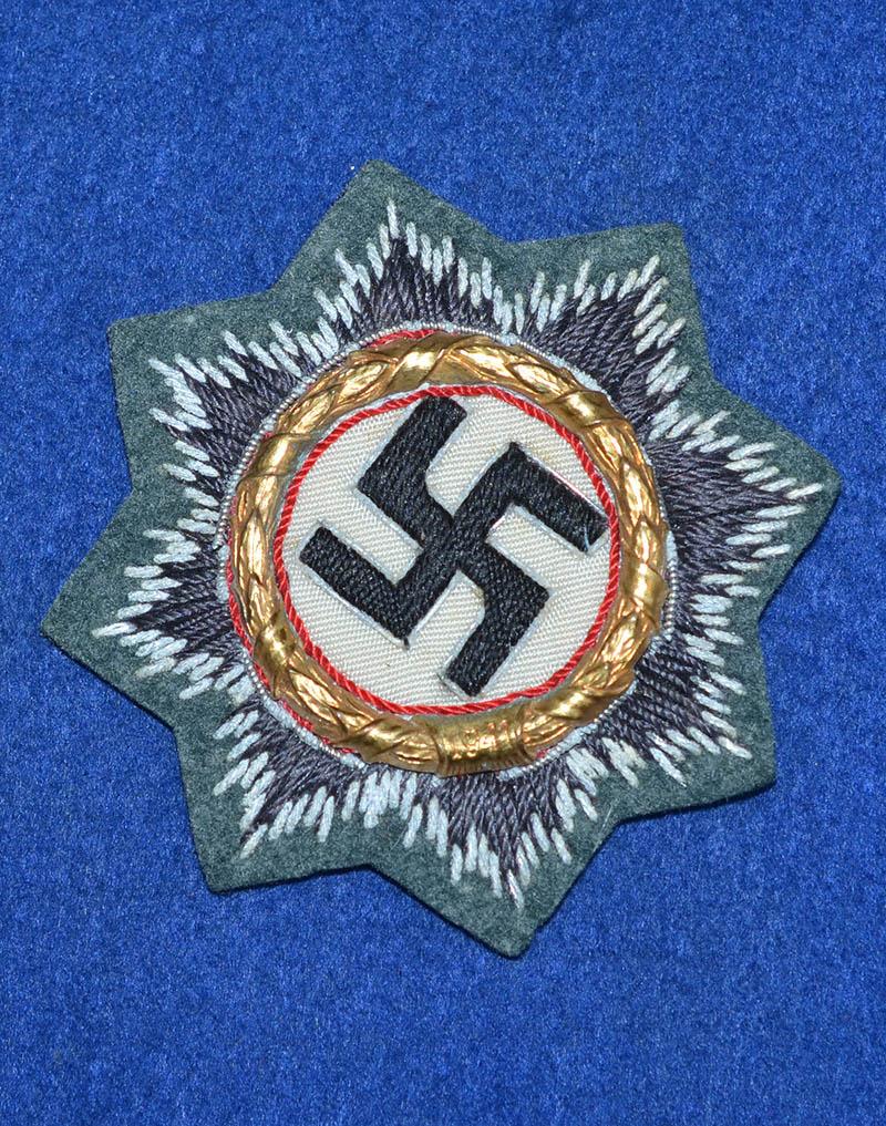 GERMAN CROSS IN GOLD, CLOTH TYPE.