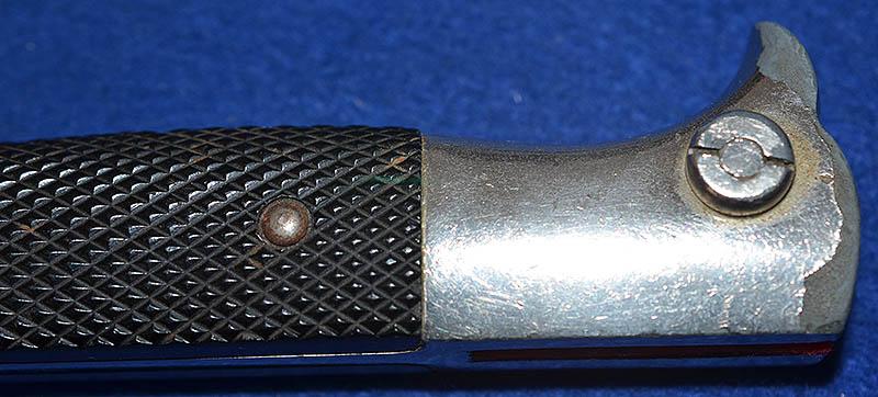 LUFTWAFE SHORT MODEL PARADE BAYONET BY SEILHEIMER COMPLETE WITH ENGRAVED BLADE AND BROWN LEATHER FROG.