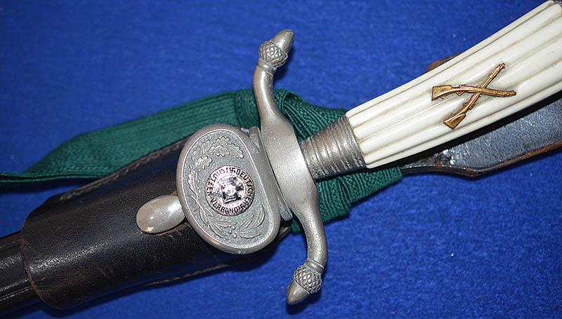 THIRD REICH RIFLE ASSOCIATION DAGGER BY ALCOSO COMPLETE WITH HANGER AND KNOT.