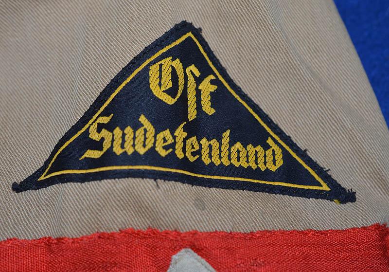 HITLER YOUTH BOYS BROWN SHIRT.