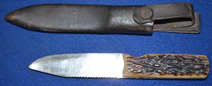 ANTIQUE SWIDISH HUNTING KNIFE.