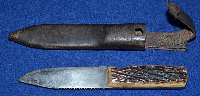 ANTIQUE SWIDISH HUNTING KNIFE.